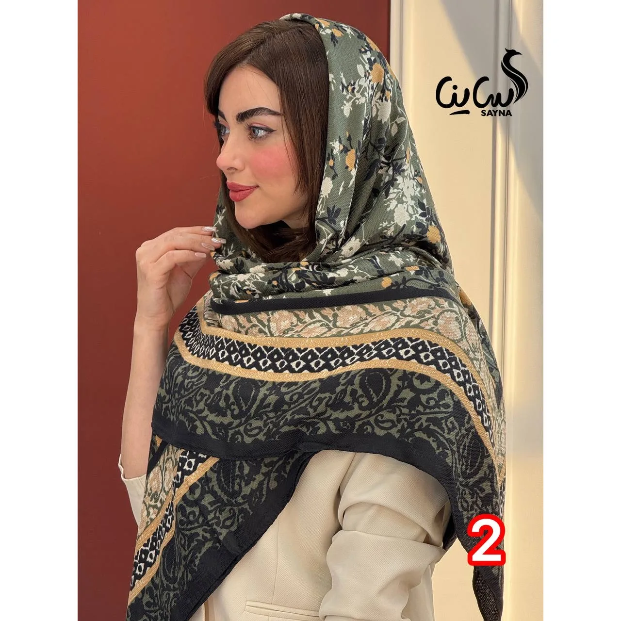 روسری نخی گلدار