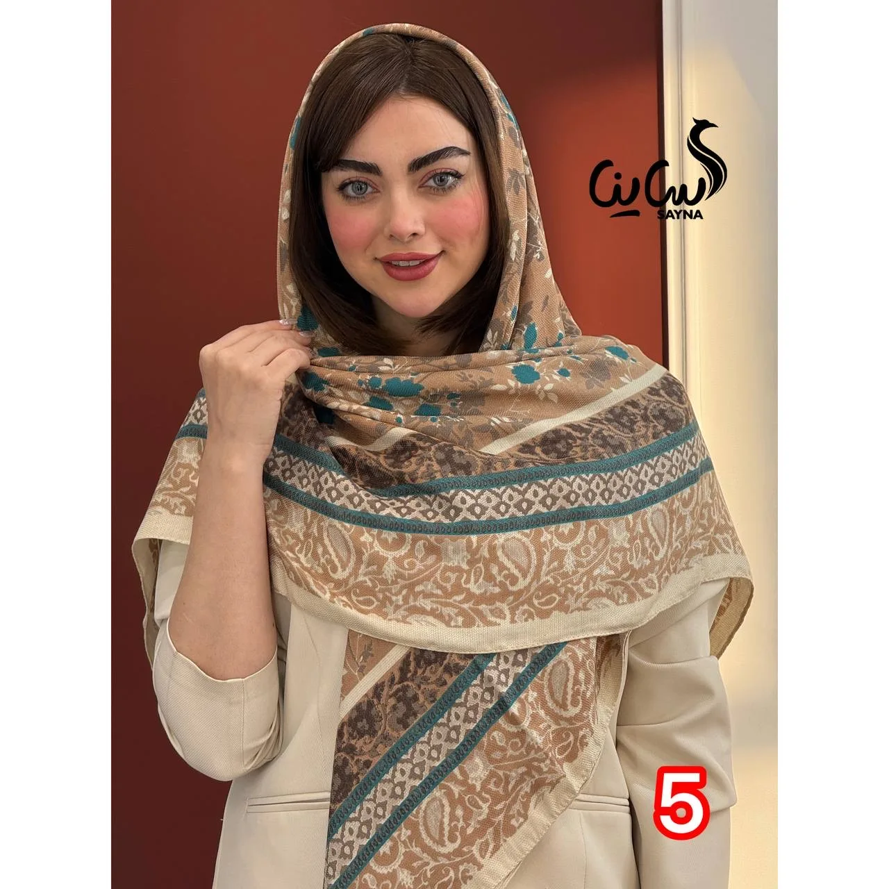 روسری نخی گلدار