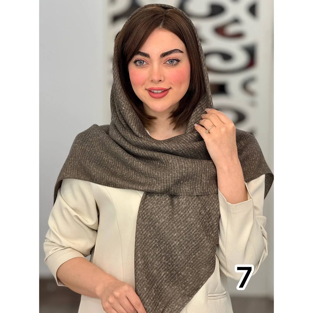 روسری نخی ساده برفکی