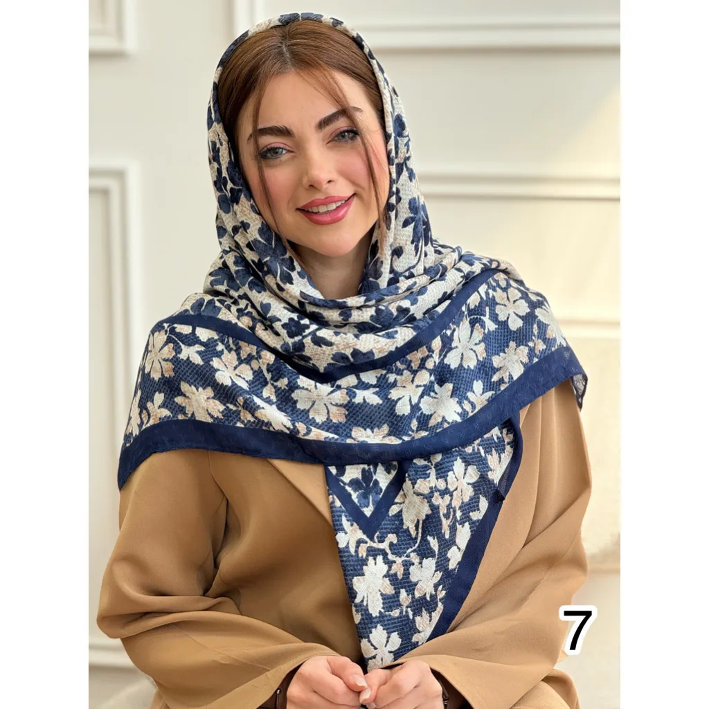 روسری نخی گارزا ژاکارد بهاره طرح گل
