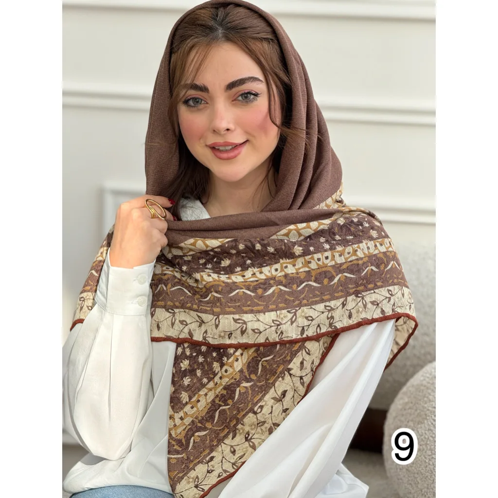 روسری نخی وسط ساده حاشیه برگ