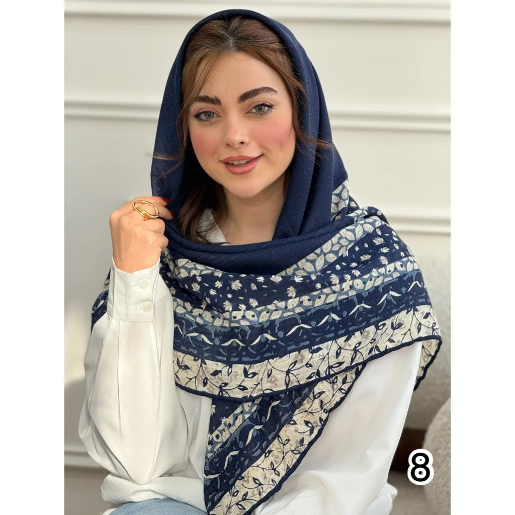 روسری نخی وسط ساده حاشیه برگ