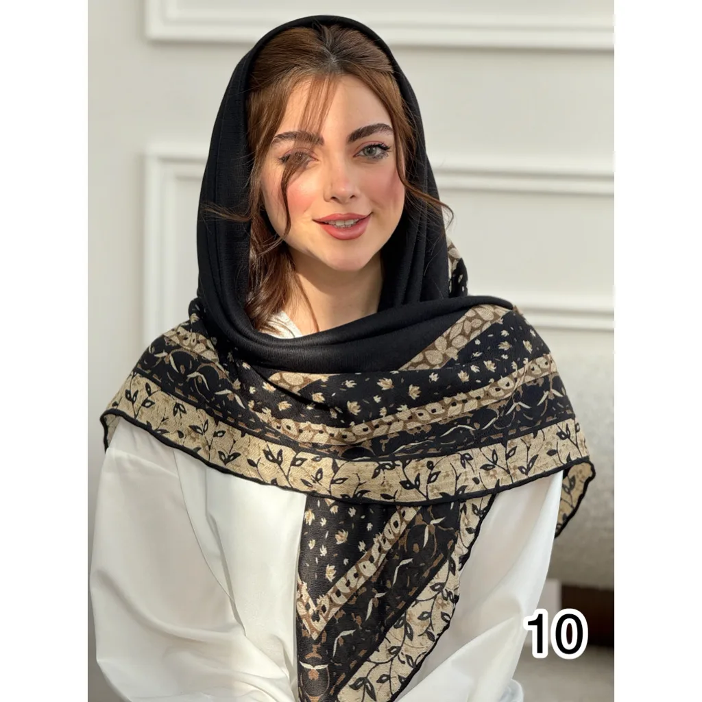 روسری نخی وسط ساده حاشیه برگ
