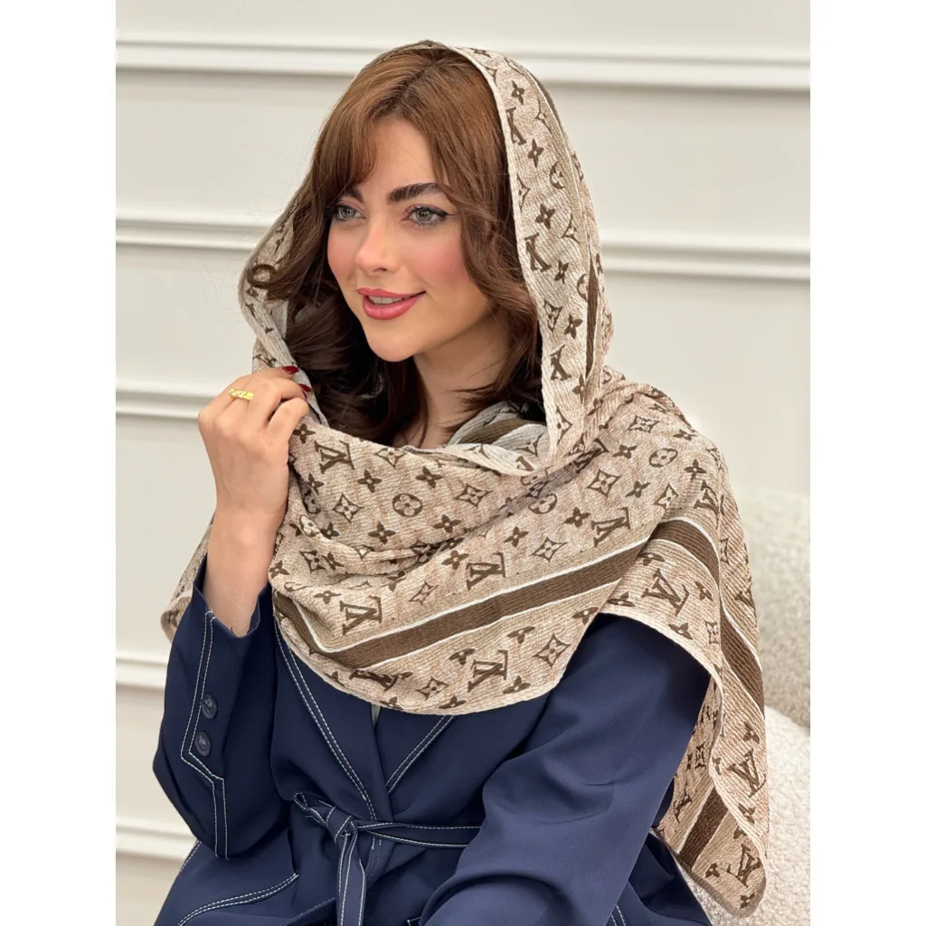 شال پلیسه نخی دورگان طرح لویی ویتون