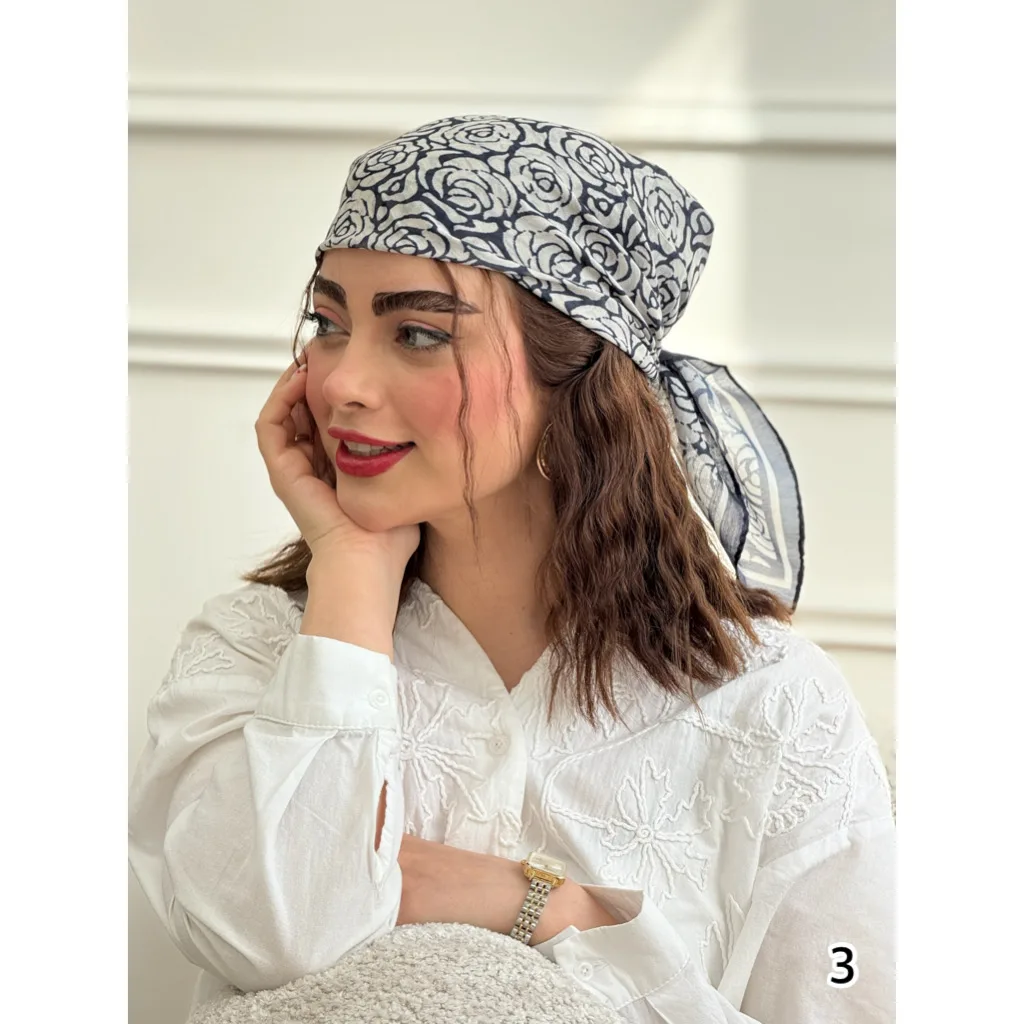 مینی اسکارف طرحبندی سرمه ای