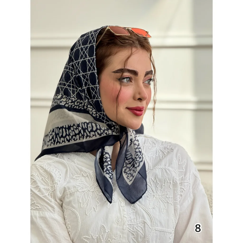 مینی اسکارف طرحبندی سرمه ای