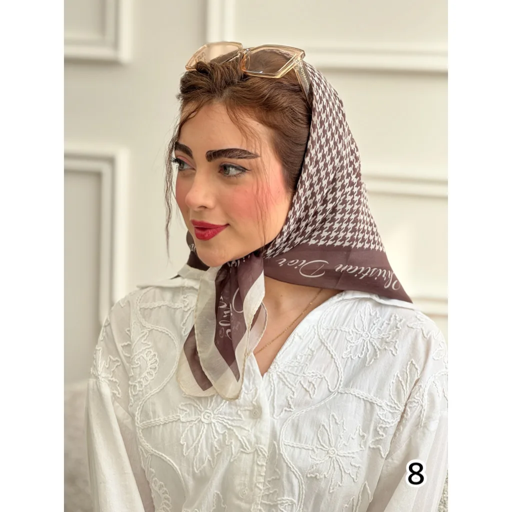 مینی اسکارف نخی طرح پیچازی