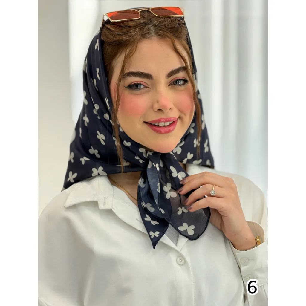 مینی اسکارف نخی طرح پروانه ای