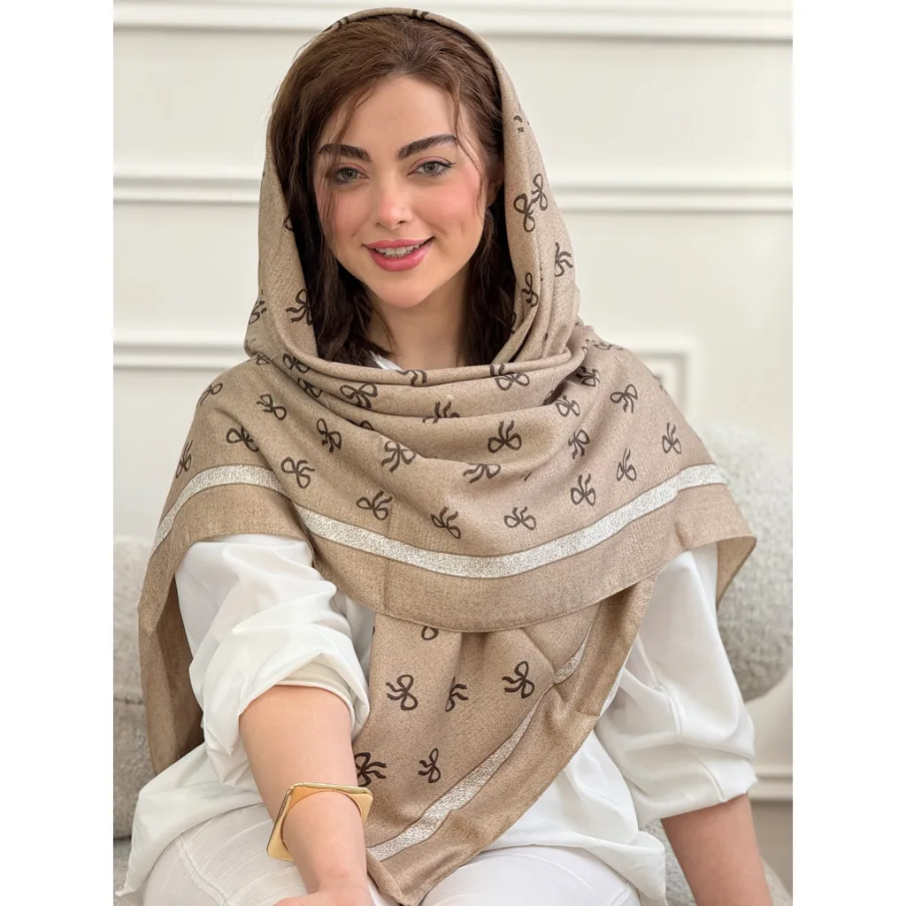روسری نخ لمه طرح پاپیون
