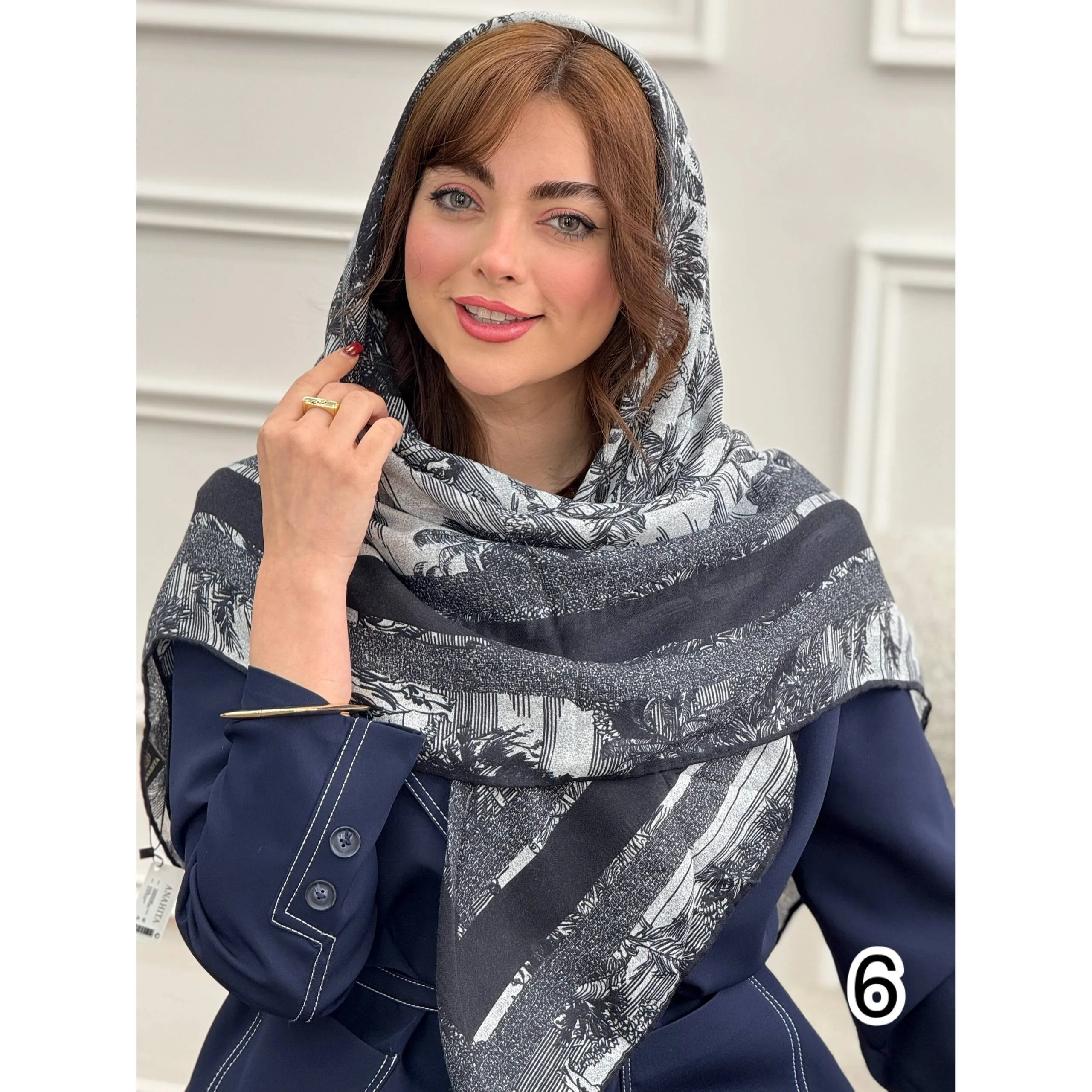 روسری نخی مشکی سفید