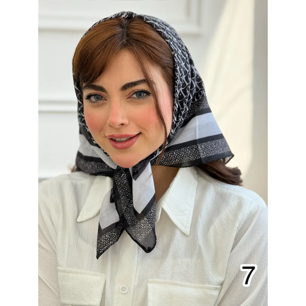 مینی اسکارف نخی طرح سفید و مشکی