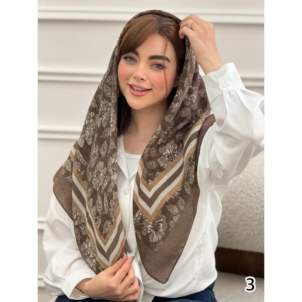روسری نخی طرح برگ گل