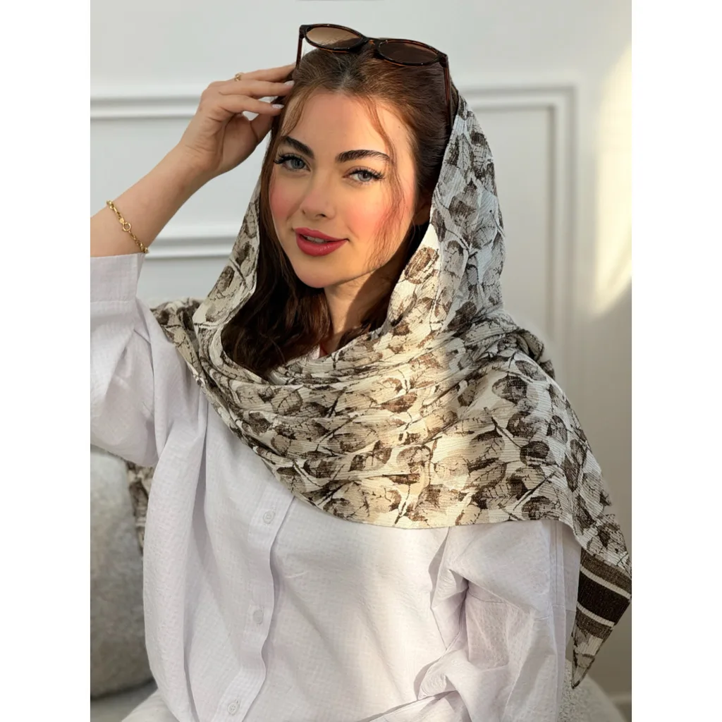 شال پلیسه نخی شاین طرح برگ